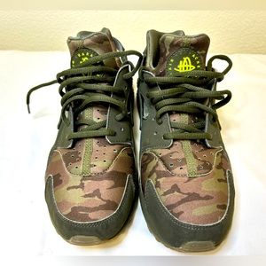 Nike Air Huarache Camo